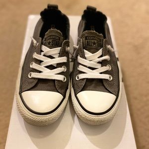 Low top slip on grey converse